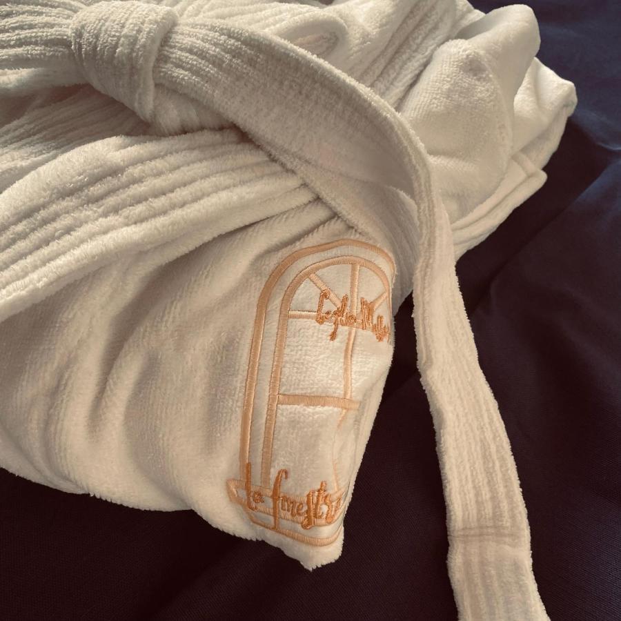 La Finestra Dimora Charme Hotell Ceglie Messapica Exteriör bild