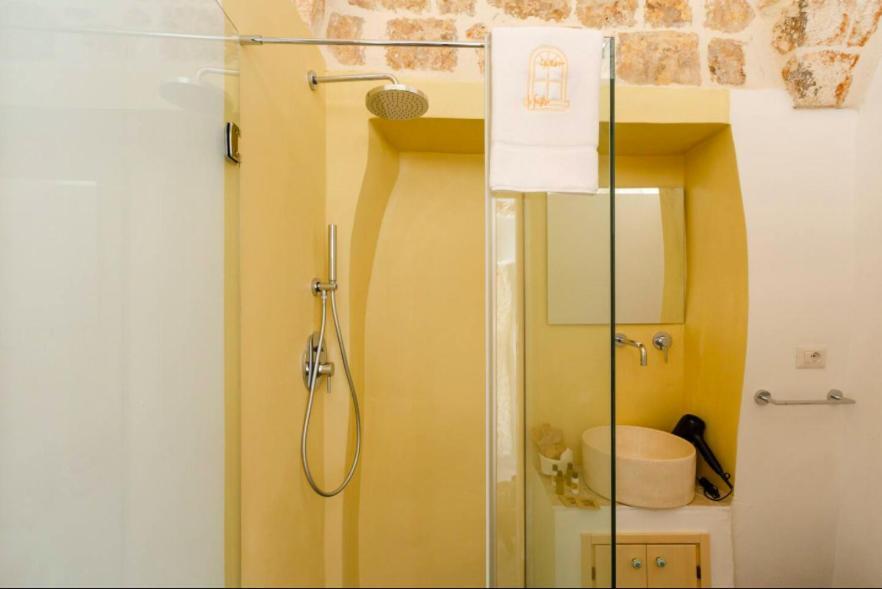 La Finestra Dimora Charme Hotell Ceglie Messapica Exteriör bild