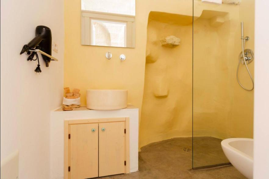 La Finestra Dimora Charme Hotell Ceglie Messapica Exteriör bild
